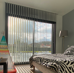 blog-stores-bandes-verticales